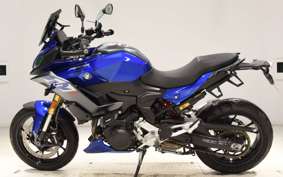 BMW F900XR 2024