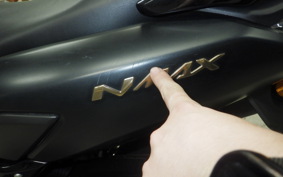 YAMAHA N-MAX 2001 SEG6J