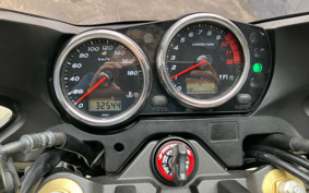 KAWASAKI ZRX1200 DAEG 2013 ZRT20D