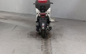 YAMAHA TRICITY 125 SE82J