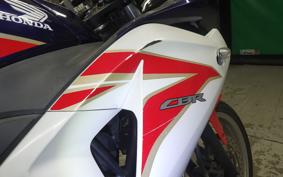 HONDA CBR250R GEN 3 1999 MC41