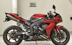 YAMAHA YZF-R1 2005