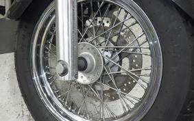 KAWASAKI VULCAN 900 CLASSIC 2015 VN900B