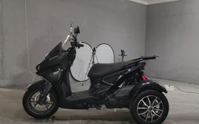 YAMAHA X FOUR  STRIKE  SG79J