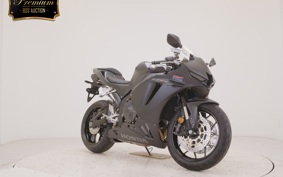 HONDA CBR600RR 2025 PC40