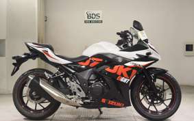 SUZUKI GSX250RA 2017