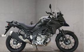 SUZUKI DL650 ( V-Strom 650 ) C733M