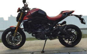 DUCATI MONSTAR 937SP 2025 4M00
