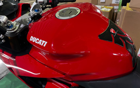 DUCATI SUPER SPORT 950S 2021 VA01