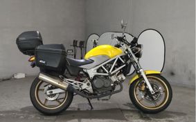 HONDA VTR 250 MC33