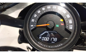 HARLEY  HARLEY RH975 NIGHT  STAR  2022 ZH1