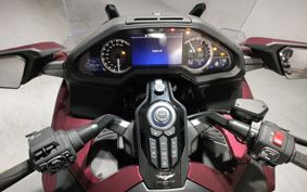 HONDA GL1800 TOUR DCT SC79