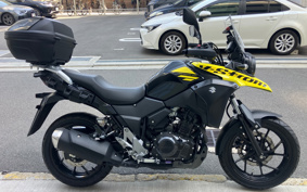 SUZUKI STROM 250 DS11A