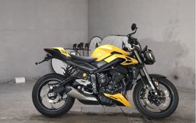 TRIUMPH STREET TRIPLE RS 2023 HDA614