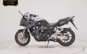 HONDA CB1300SB SUPER BOLDOR 2025