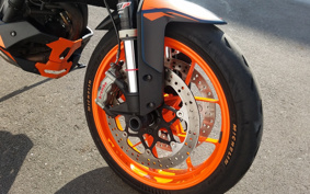 KTM 890 DUKE R 2023 TU940