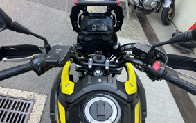 SUZUKI STROM 250 DS11A