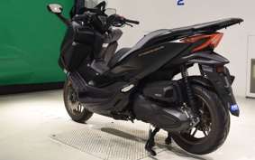 HONDA FORZA 250