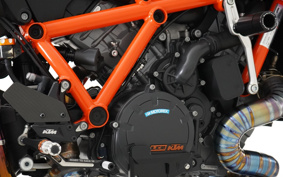 KTM 1290 SUPER DUKE R 2022 V3940