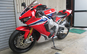 HONDA CBR1000RR 2017 SC77