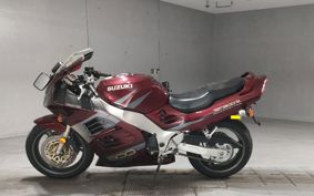 SUZUKI RF900R GT73A