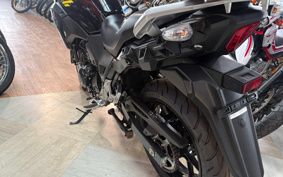 SUZUKI STROM 250 DS11A