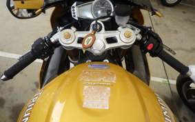 TRIUMPH DAYTONA 675