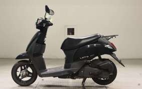 SUZUKI ﾚｯﾂ 2005 CA4AA