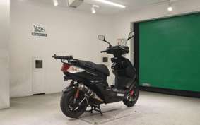 YAMAHA CYGNUS 125 XSR 2 1970 SE44J
