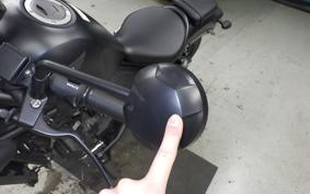HONDA REBEL 250 E-Clutch