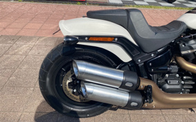 HARLEY FXFBS 2018 YLK