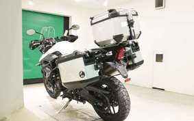 TRIUMPH TIGER 800 XR X 2015