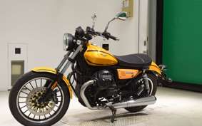 MOTO GUZZI V9 ROAMER 2017