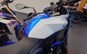 BMW F900XR 2025 0R01