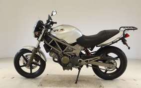 HONDA VTR 250 1997 MC33
