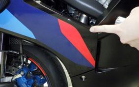 BMW M1000RRMコンペディショ 2025