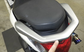 YAMAHA N-MAX 155 A 2024 SG50J