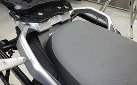SUZUKI DL1000 ( V-Strom 1000 ) A 2015 VU51A