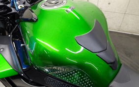 KAWASAKI NINJA H2 SX SE 2021 ZXT02A