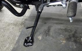 SUZUKI Vｽﾄﾛｰﾑ250A