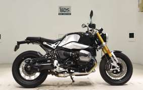 BMW R NINE T 2021