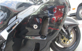 SUZUKI GSX-1300R HAYABUSA 2001 GW71A