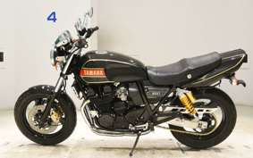 YAMAHA XJR400<ﾌ･ﾀﾞ> 2016 4HM