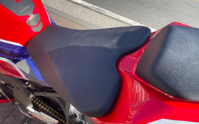 HONDA CBR1000RR-R FB SP 2025 SC82