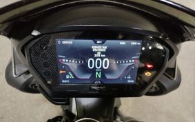 TRIUMPH  TRIUMPH  STREET  TRIPLE RS HDA554