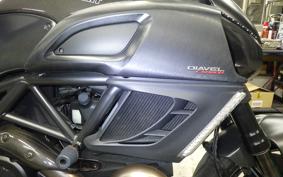 DUCATI DIAVEL Carbon 2012