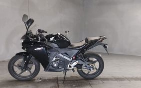 HONDA CBR125R JC50