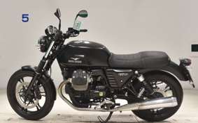 MOTO GUZZI V7 STONE 2 2017