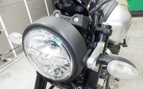 YAMAHA XSR155 1995