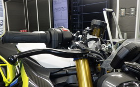 TRIUMPH STREET TRIPLE MOTO 2026